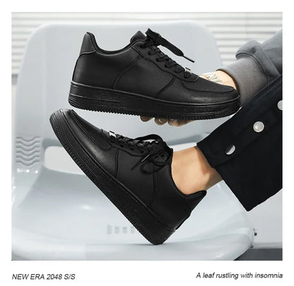 2025 printemps nouvelles chaussures pour hommes chaussures fines respirantes antidérapantes petites chaussures blanches tendance chaussures de course décontractées