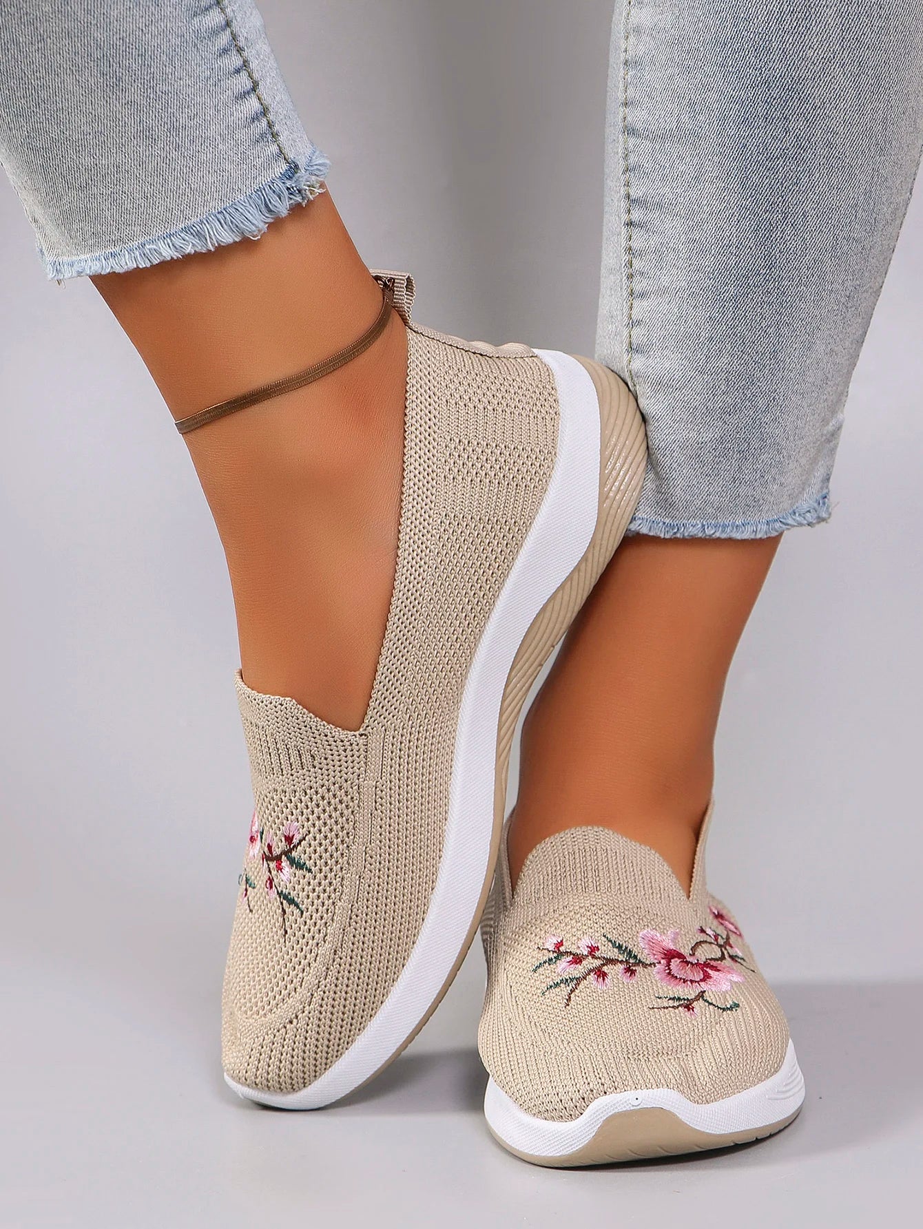 Chaussures plates d'été en maille respirante pour femmes, chaussures pour femmes, baskets décontractées, livraison gratuite en liquidation