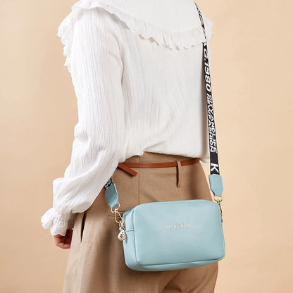 Yogodlns mode petit sac carré pour femmes en cuir PU sac à bandoulière lettre sangle sac à bandoulière sac à main tendance Bolsa