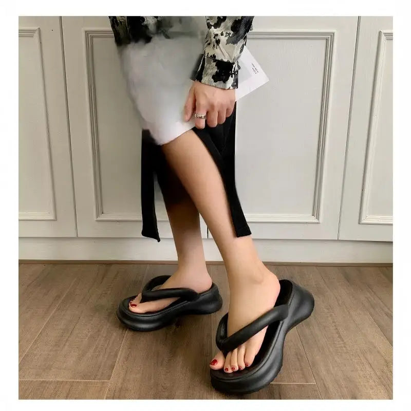 Tongs à semelles épaisses pour femmes, pantoufles Eva antidérapantes pour la maison d'été pour vêtements d'extérieur, sandales de Style coréen à la mode pour femmes