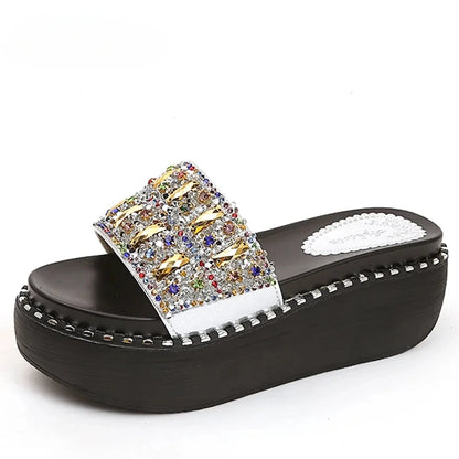 Plate-forme strass sandales pantoufles femmes pierres précieuses diapositives femmes chaussures chaussons compensés chaîne perle plage diapositives chaussures