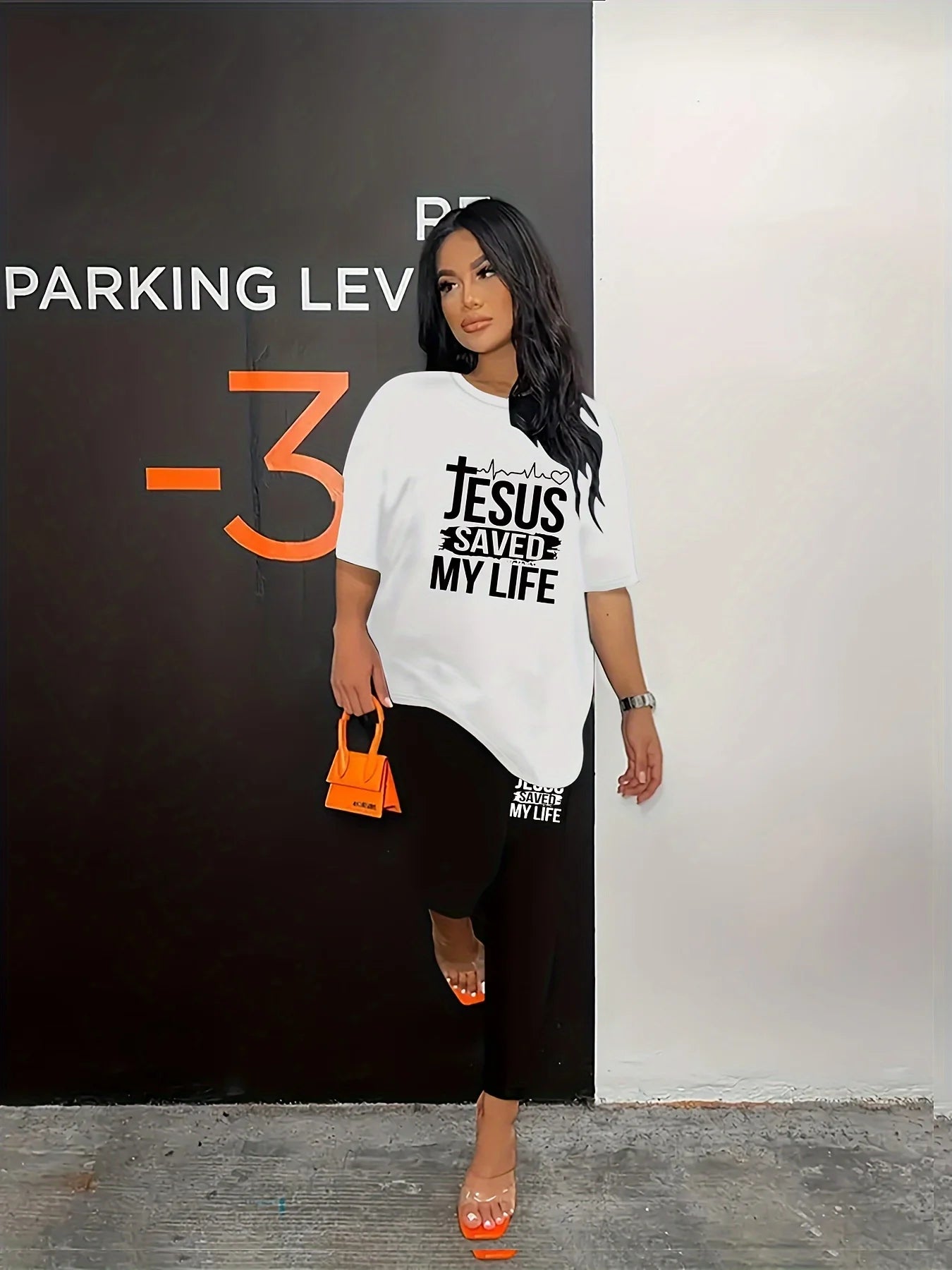 Ensemble de tenue de sport pour femmes, grande taille, lettre imprimée, T-shirt noir à manches courtes, haut et pantalon, Fitness, ensemble 2 pièces