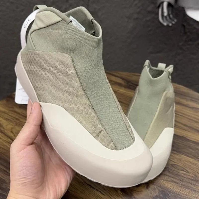 Hommes printemps mode extérieur chaussures de marche respirant confortable loisirs bout rond couleur unie sans lacet hommes chaussures en tissu décontracté