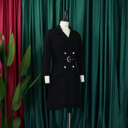 Robe plissée mi-longue à col de costume, taille haute, à la mode, nouvelle collection automne 2025