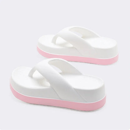 Outlandish EVA femme tongs super doux semelles épaisses chaussures d'extérieur d'été antidérapantes de haute qualité Design à la mode sandales pour femmes