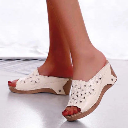 Femmes chaussures sandales été chaussures de marche en plein air sans lacet sandales dames chaussures pour femmes compensées rétro femme pantoufles chaussures femme