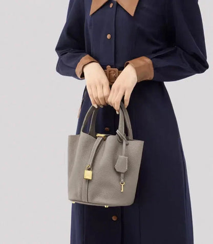 Nouveau 2025 sac seau en cuir pour femmes panier de légumes sac à main maman sac de mariage sac à bandoulière en polyuréthane souple avec poche Mobile