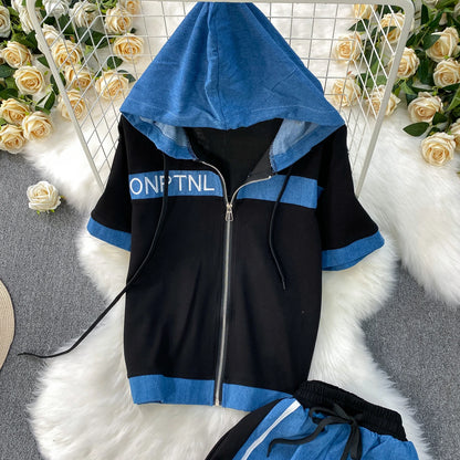 Veste à capuche costume de sport à la mode femmes été 2025 nouveau ensemble deux pièces populaire pantalon réducteur d'âge