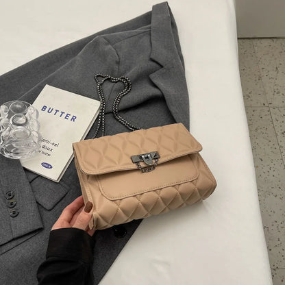 1 sac à bandoulière simple et élégant en grille de diamant, sac à bandoulière avec chaîne en métal, adapté à un usage quotidien de loisirs pour femmes-A-DH