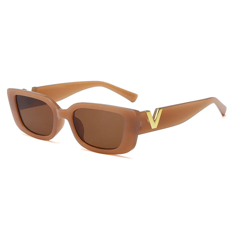 Nouveau petit cadre en forme de V mode lunettes de soleil femmes marque concepteur carré lunettes de soleil femmes loisirs de plein air lunettes UV400