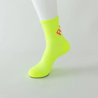 1 paire de chaussettes de course pour hommes et femmes, chaussettes de sport à fond de serviette à Tube court, Marathon bas, chaussettes de basket-ball de Fitness pour hommes