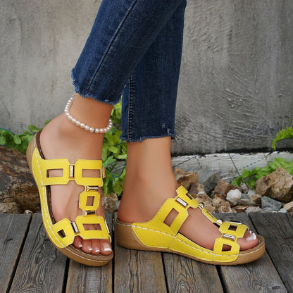 Tendance femmes pantoufles nouveau 2025 sandales à talons compensés mode à semelles épaisses chaussures de grande taille pour femmes bout ouvert pantoufles décontractées diapositives femmes