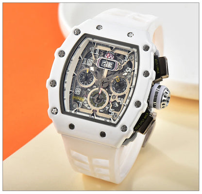 Nouvelle génération sport conception creuse montre d'affaires machines de sport modernes vent quartz petite montre artisanale à trois disques