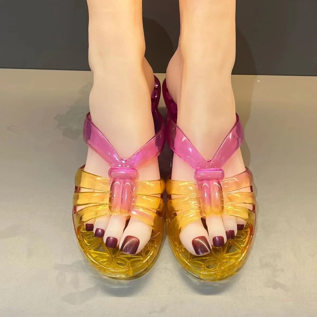 Sandales à talons hauts pour femmes, chaussures d'été en gelée, pantoufles plates, tongs de maison, sandales rétro d'extérieur, pantoufles transparentes
