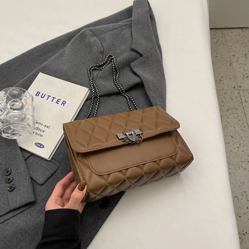 1 sac à bandoulière simple et élégant en grille de diamant, sac à bandoulière avec chaîne en métal, adapté à un usage quotidien de loisirs pour femmes-A-DH