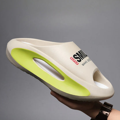 Chaussons pour hommes EVA pantoufles nouvel été décontracté hommes chaussures de plage mode doux antidérapant pantoufle plate-forme pantoufles à enfiler pour hommes