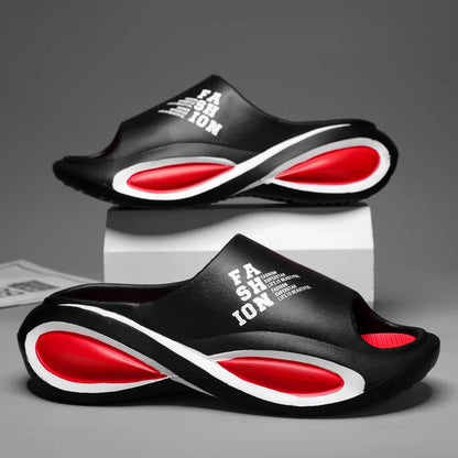 2024 Nouveaux chaussons pour hommes Sandales d'intérieur et d'extérieur Plage Confortables Diapositives souples Hommes Chaussures décontractées Tongs Pantoufles de maison Sandales