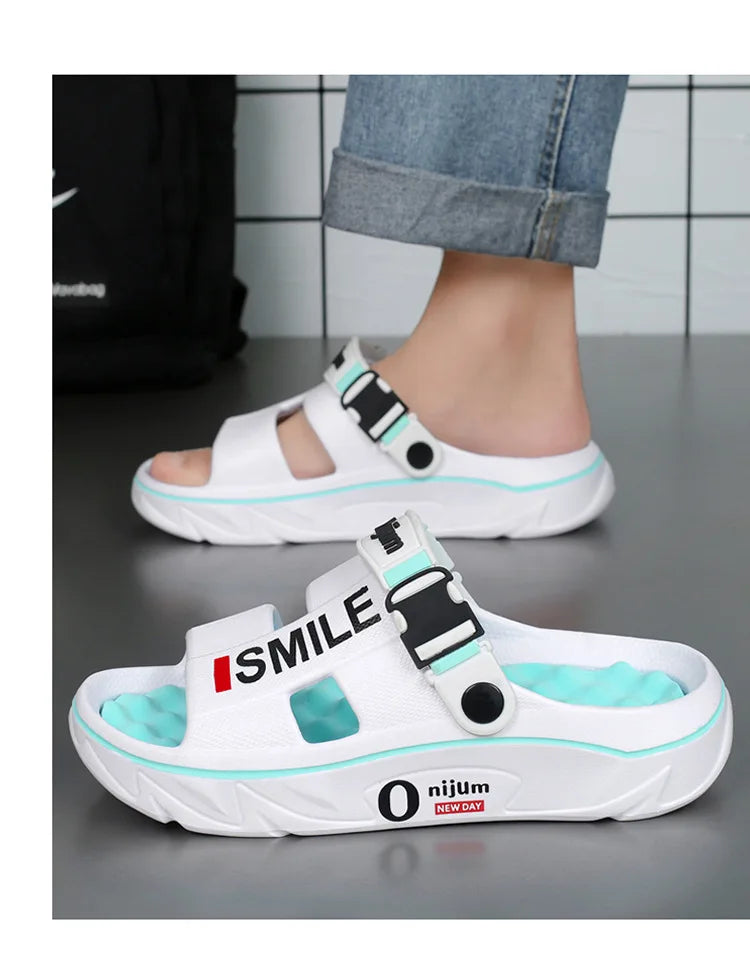 2025 nouveaux pantoufles de Massage pour hommes sandales d'extérieur intérieures plage confortables diapositives souples chaussures décontractées pour hommes femmes pantoufles de maison