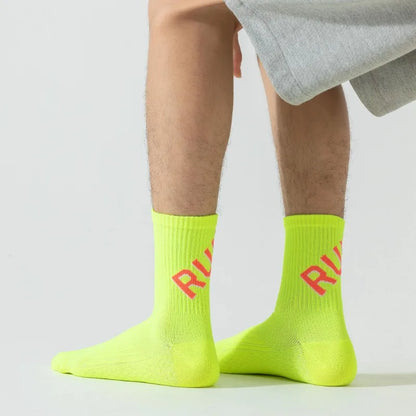 1 paire de chaussettes de course pour hommes et femmes, chaussettes de sport à fond de serviette à Tube court, Marathon bas, chaussettes de basket-ball de Fitness pour hommes