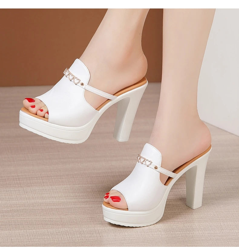 Chaussures à talons hauts de 10cm pour femmes, chaussures à plateforme, pantoufles d'été à semelle épaisse en cuir avec cœur épais, pour bureau et mariage, 2025