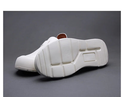 Été 2025 nouveaux mocassins en cuir respirants pour hommes semelles souples semelles épaisses confortables chaussures en cuir pour hommes à la mode et décontractées