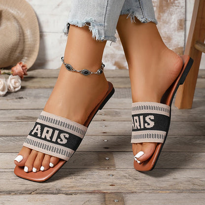 Mode couleurs mélangées lettre pantoufles plates femmes grande taille léger bout carré pantoufles décontractées confort semelle souple anti-dérapant diapositives