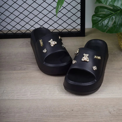 Chaussures de jardin à semelle épaisse pour femmes, accessoires exquis, Design creux décontracté, pantoufles de plage à enfiler