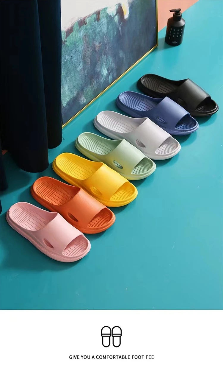 Pantoufles d'Été Confortables et Antidérapantes pour Couple, Sandales Légères à la Mode, pour l'Intérieur et la Maison, Tongs pour Femme et Homme