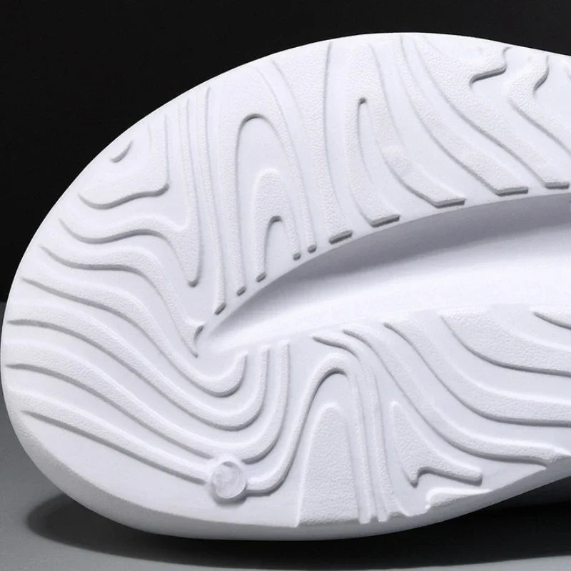 Pantoufles d'été à plateforme pour hommes et femmes, pantoufles d'intérieur à fond souple EVA, chaussures de plage légères, pantoufles d'extérieur antidérapantes pour femmes