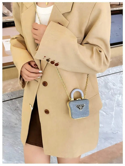 Nouveau mini sac décoratif à bandoulière avec bandoulière en chaîne, sac à main rouge luxueux, petit sac rétro