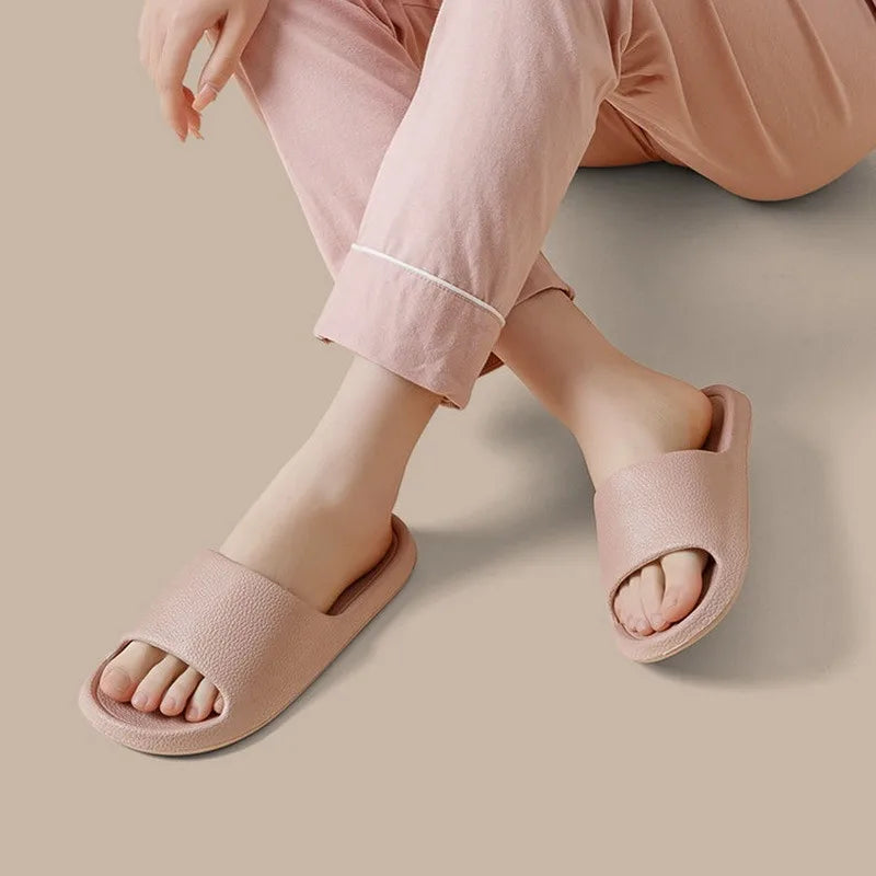 Pantoufles d'intérieur coordonnantes pour femmes, sandales à semelle souple brûleur, tongs de plage qui fuient, été