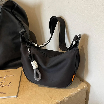 2024 nouvelle mode sac à bandoulière Simple large bandoulière conception unique sac à bandoulière Style Original trajet boulette femmes sac