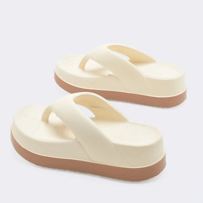 Outlandish EVA femme tongs super doux semelles épaisses chaussures d'extérieur d'été antidérapantes de haute qualité Design à la mode sandales pour femmes
