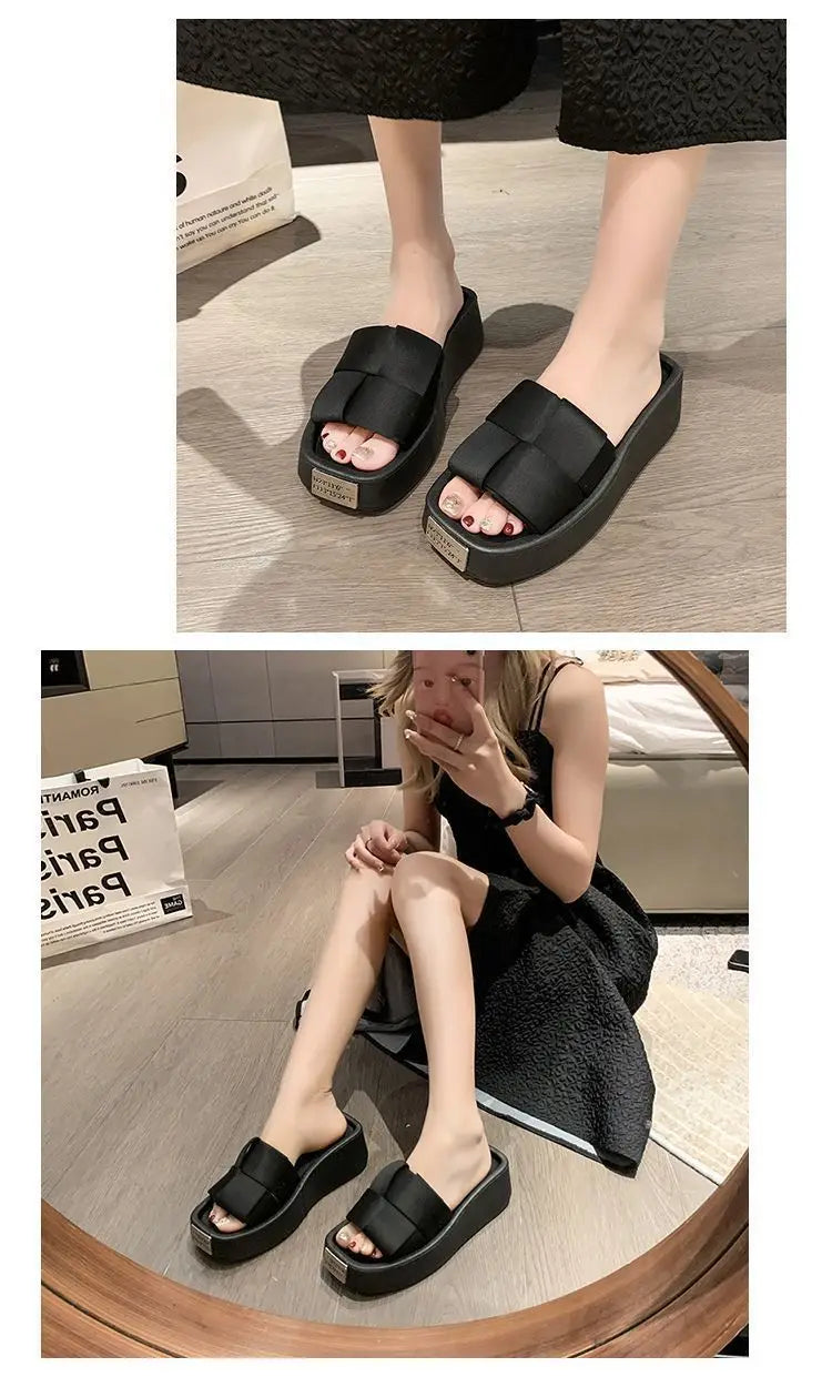 Pantoufles à plateforme de mode européenne pour femmes, nouvelles pantoufles astronomiques optiques, diapositives non aldes extérieures féminines, chaussures décontractées noires d'été, 2024