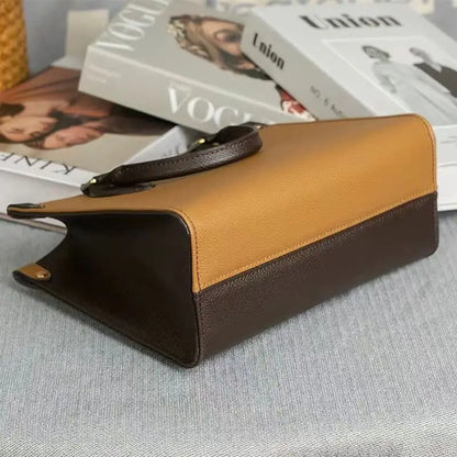 Sac fourre-tout rétro artistique à texture haut de gamme en peau de vache, sac à bandoulière de grande capacité pour les déplacements domicile-travail pour femmes