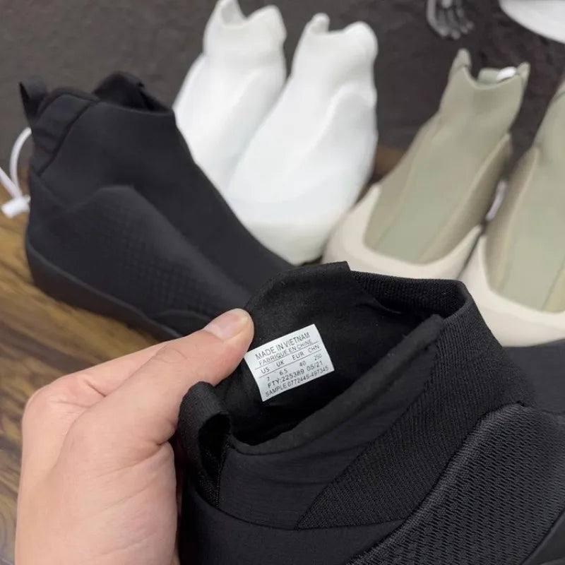 Hommes printemps mode extérieur chaussures de marche respirant confortable loisirs bout rond couleur unie sans lacet hommes chaussures en tissu décontracté