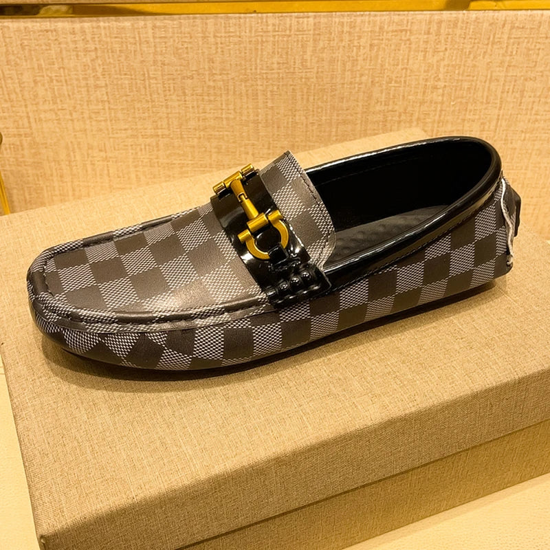 Nouveaux mocassins en cuir véritable hommes Design mocassin mode sans lacet doux plat chaussures décontractées pour hommes chaussures pour homme chaussures de bateau faites à la main