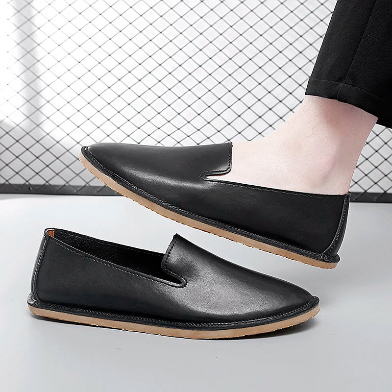 Chaussures à enfiler en cuir faites à la main, mocassins décontractés et souples pour hommes, mocassins simples et confortables, chaussures de bateau respirantes, chaussures plates d'affaires à la mode