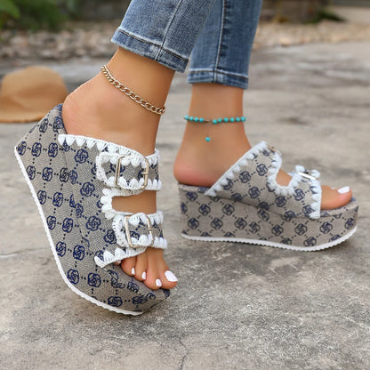 Femmes pantoufles 2025 nouvelle tendance chaussures été mode sandales plate-forme femme pantoufles Banquet fête plage sandales diapositives femmes