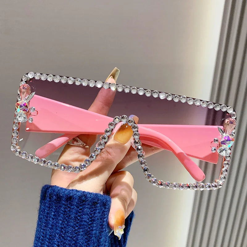 Lunettes de soleil une pièce pour femmes, grande monture rectangulaire incrustée de diamants, avec diamants d'eau