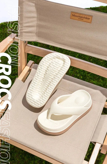 Femme tongs chaussures de conception populaire 2025 tendance sandales à plate-forme décontractées pantoufles d'extérieur antidérapantes caractéristiques uniques sandales plates
