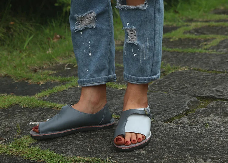 Femmes sandales chaussures d'été pour femmes rétro en cuir PU Peep Toe femmes pantoufle 2025 nouvelle plage boucle sangle plat Sandalias De Mujer