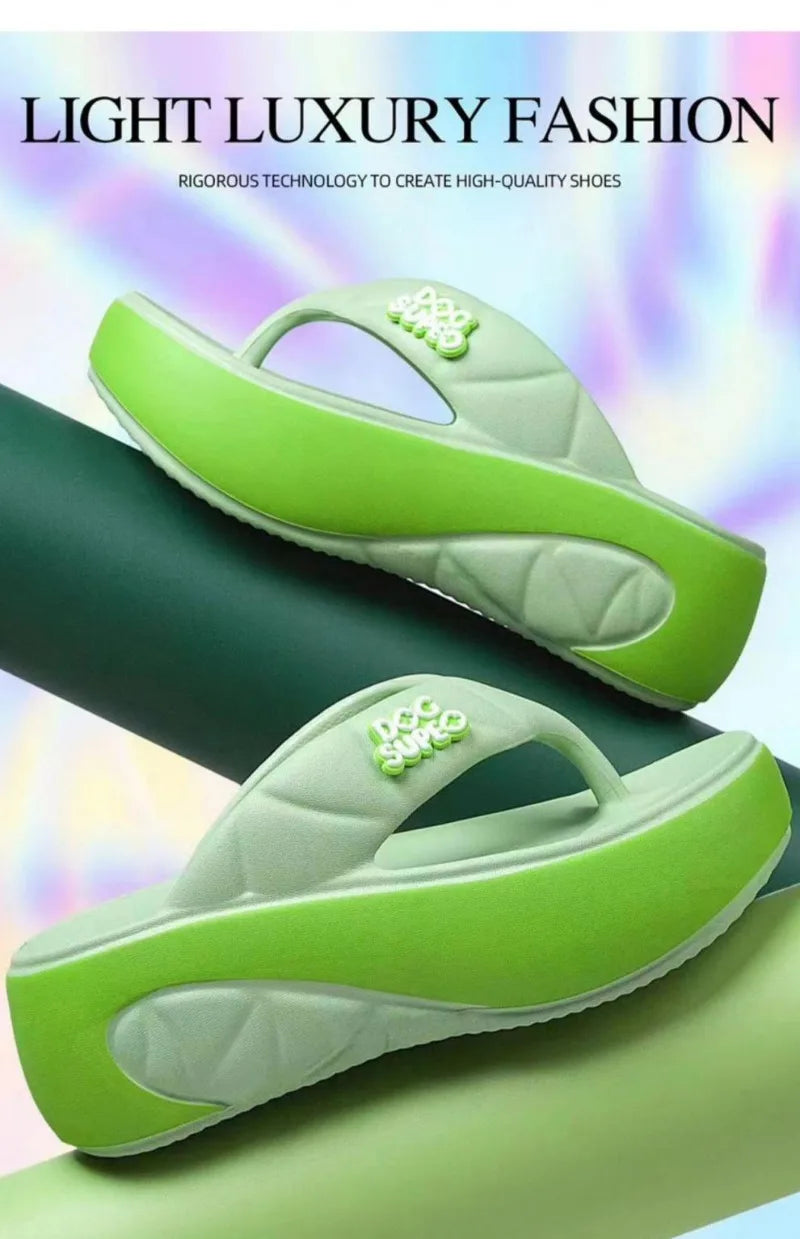 Pantoufles pour femmes mode plate-forme pantoufle été hauteur augmentant EVA pantoufle en plein air chaussures de plage décontractées pour femmes tongs