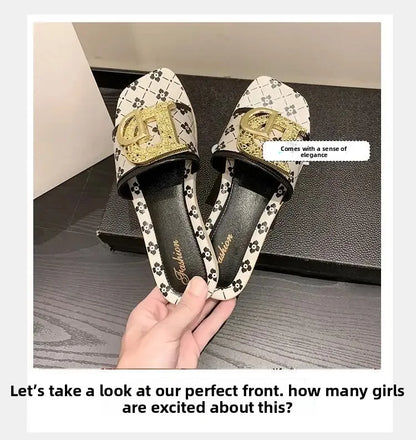 Pantoufles d'été à la mode pour femmes, pantoufles  fond souple, antidérapantes, décorées en métal, Style de loisirs, matériau PVC