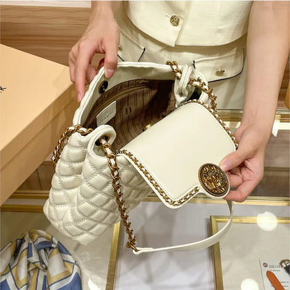 Sac à chaîne en cuir véritable pour femmes en 2025, nouveau design avec un sens du luxe, sac à bandoulière sous les bras de grande capacité