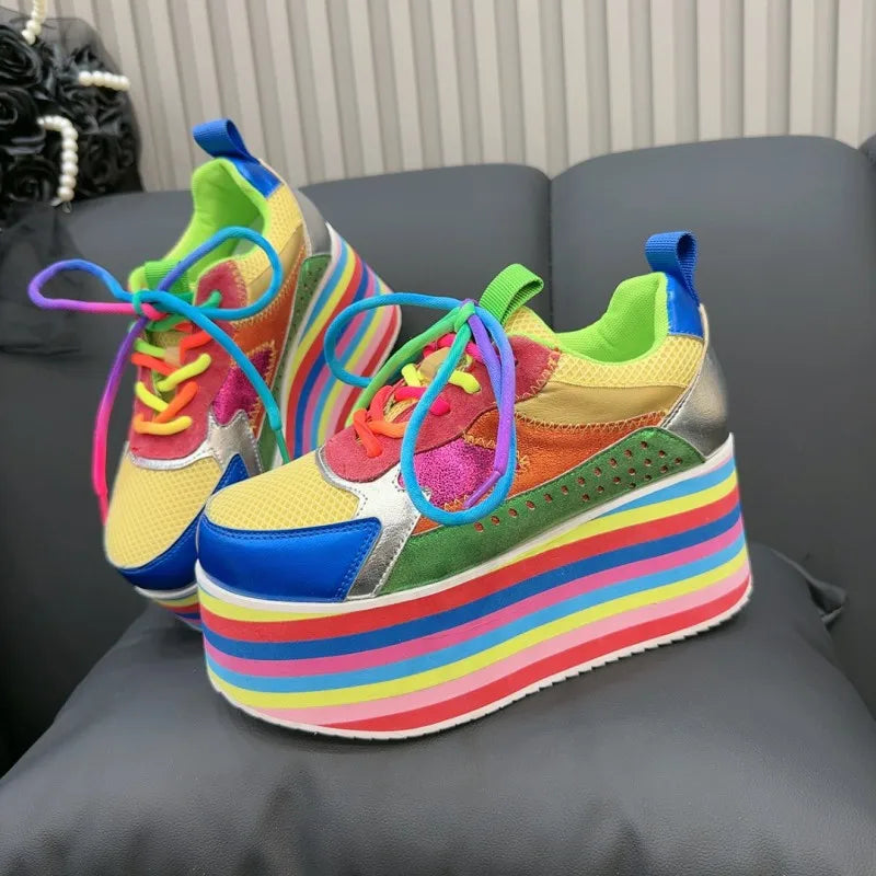 Style de loisirs dames couleur arc-en-ciel maille bout rond plate-forme croisée talons hauts chaussures respirant couleurs mélangées pompes de mode