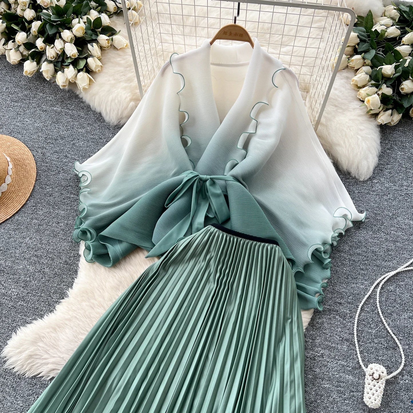 Miyake pli changement progressif couleur bord ondulé costume soleil jupe plissée à la mode et élégant deux pièces ensembles tenues pour femmes