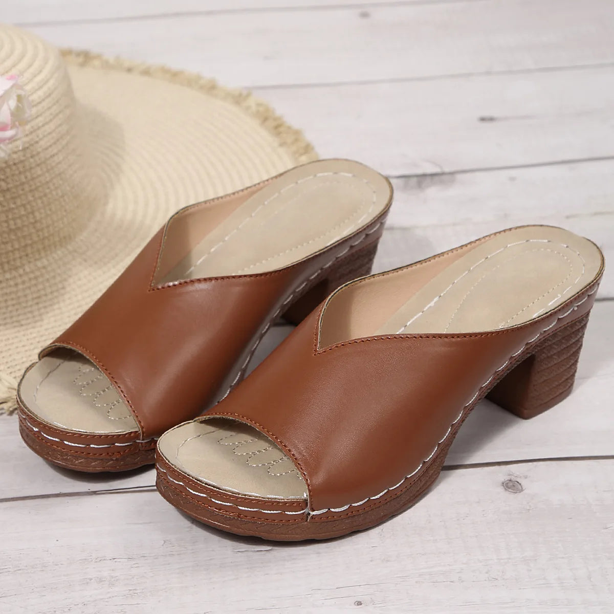 Pantoufles à talons hauts et bout ouvert pour femmes, nouvelle mode d'été, vêtements d'extérieur, chaussures à enfiler, tailles 36 à 43, amorti supérieur en polyuréthane