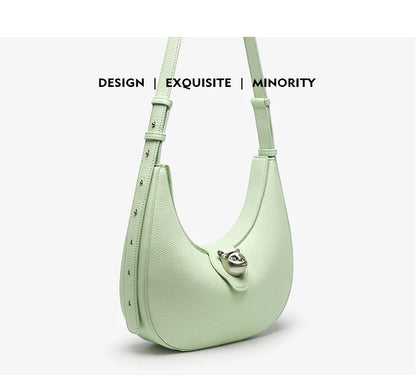 BAFELLI 2025 nouveau sac à main pour femmes série chat en cuir véritable marque de luxe mode rétro STYLE épaule HOBOS sacs à rabat femme