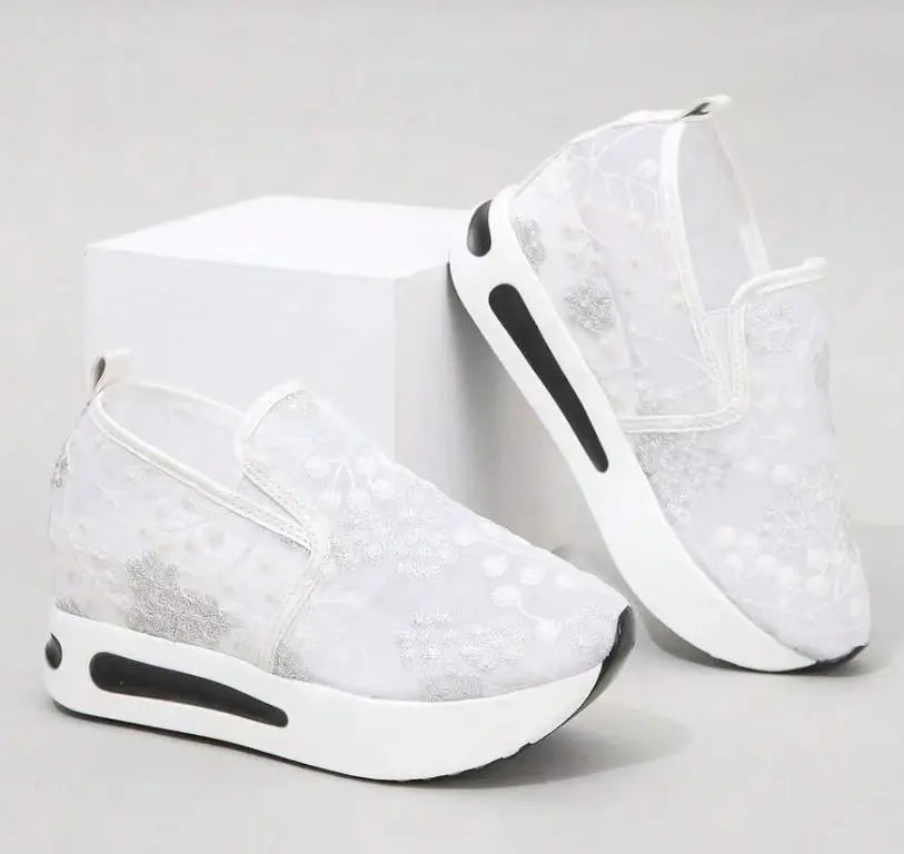 Chaussures plates en dentelle à plateforme pour femmes, baskets de Sport en maille respirantes, sandales décontractées, pour course à pied, plage, danse à bascule, nouvelle collection été 2023